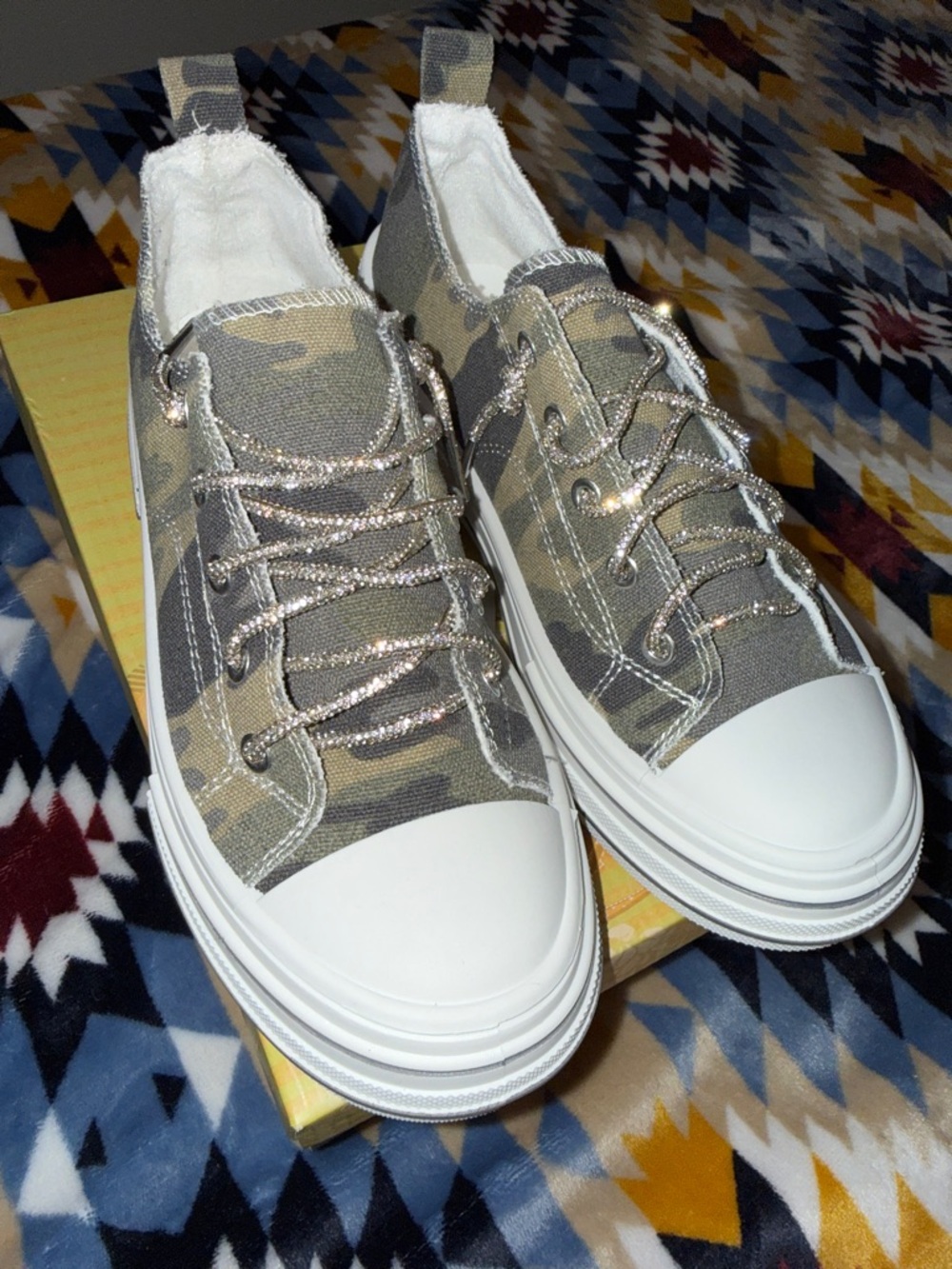 Very G Olive Camo Low-Top Sneakers with Metallic Laces